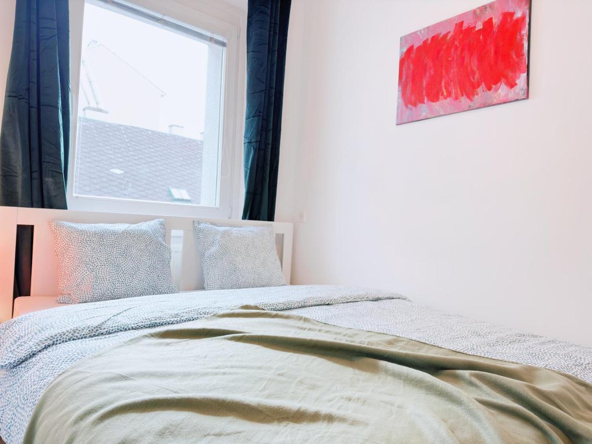 Charming Three Bedrooms Near Station Apartment Vienna