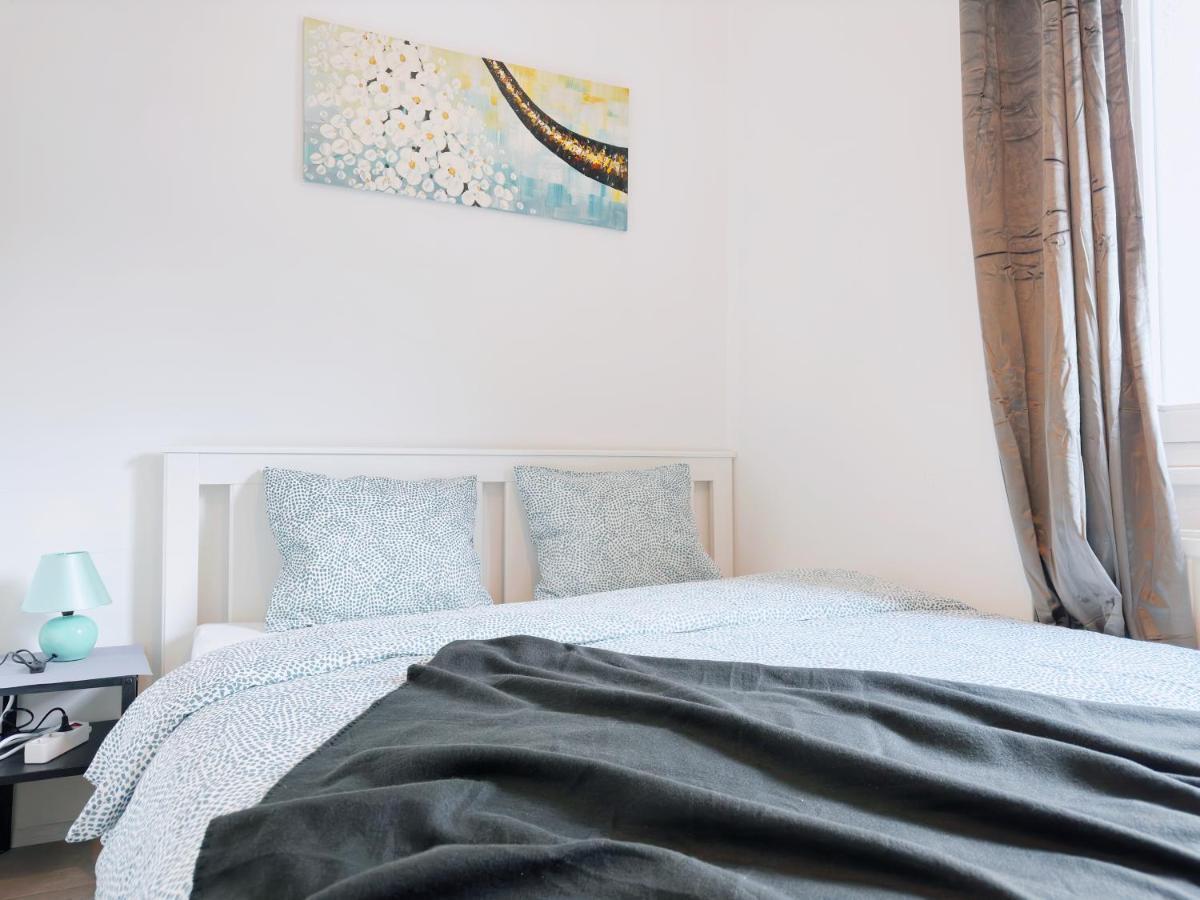 Charming Three Bedrooms Near Station * Wenen